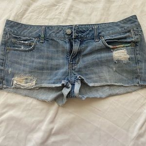 American eagle - 12 - light wash jean